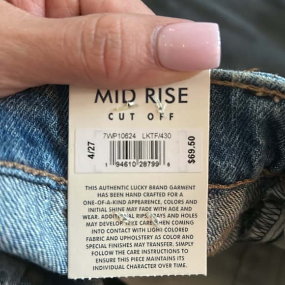 Lucky Brand Boy Mid-Rise Blue
Cutoff Denim Jean Shorts Size 4/27 - Picture 7 of 7
